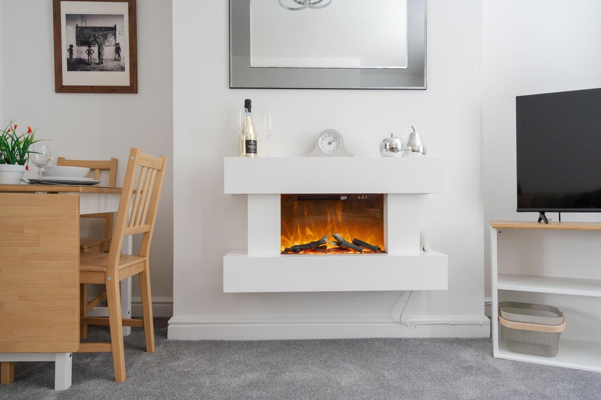 Buxton Apartment - 1 Bed, Free Parking, Wi-Fi Hazel Grove Extérieur photo